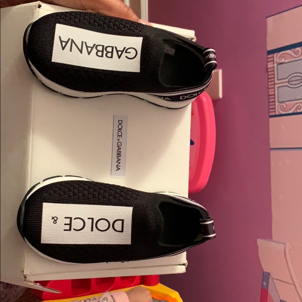 Dolce & Gabbana Logo slip on sneakers size 8 US